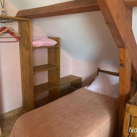 A L'Etape De La Ferme Bed and Breakfast Noailles  Eksteriør billede