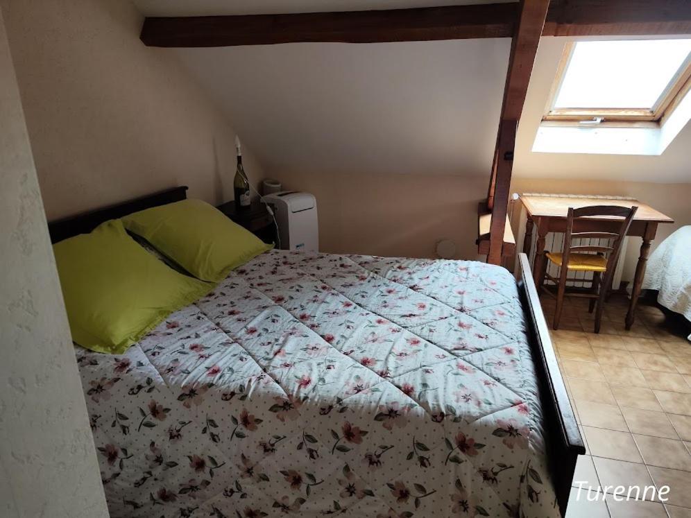 A L'Etape De La Ferme Bed and Breakfast Noailles  Eksteriør billede